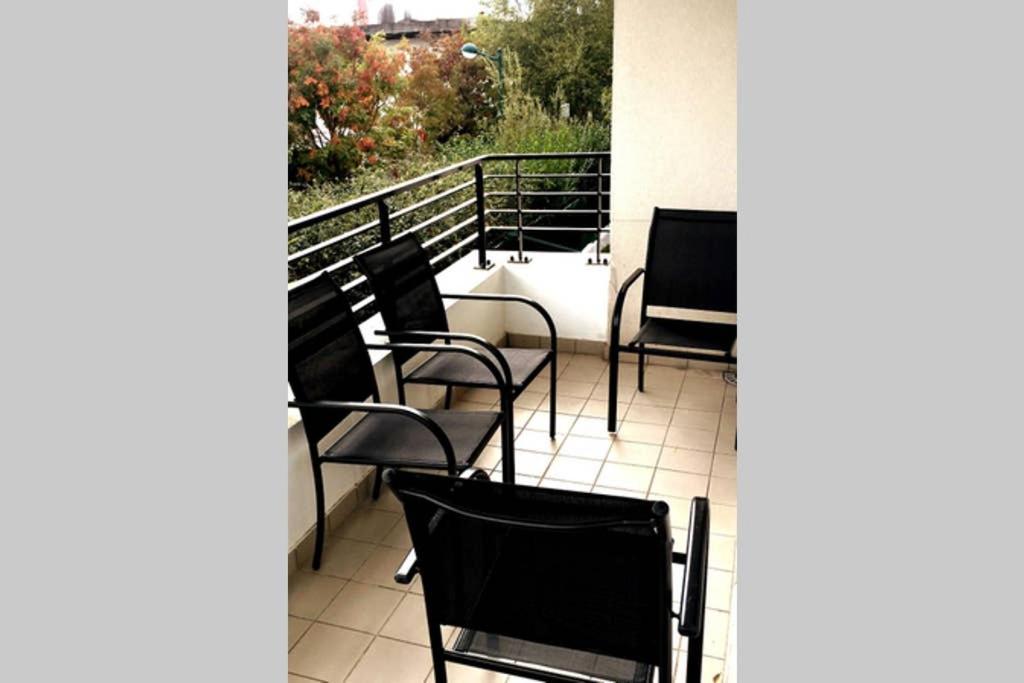 Superbe Appartement Lumineux Proche Disney Монтеврен Екстериор снимка
